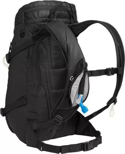 CamelBak SnoBlast 22 Winter Rucksack black white