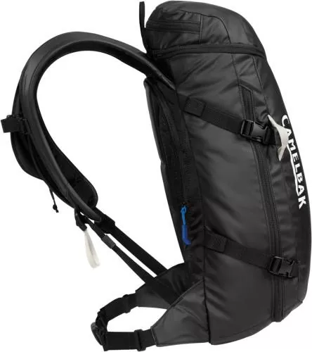 CamelBak SnoBlast 22 Winter Rucksack black white