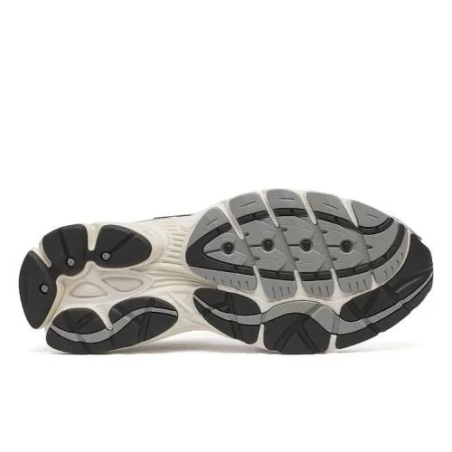 Saucony Progrid Omni 9 - White/Silver