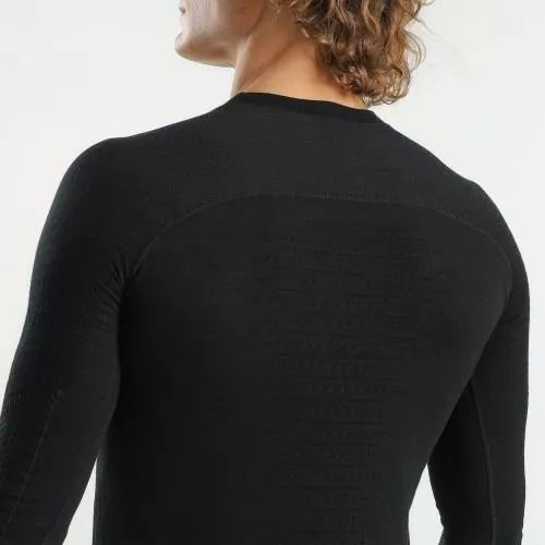 UYN Man Fusyon Biotech Uw Shirt Long_Sl - black