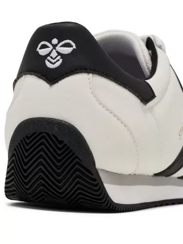 Hummel Stadion - white/black