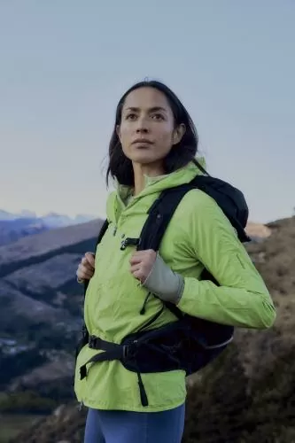 Icebreaker Women Merino Shell+ Cotton Windbreaker - hyper