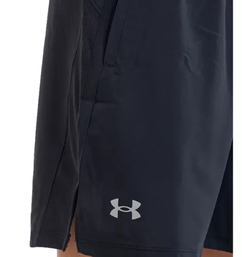 Under Armour Launch 7In Shorts - black