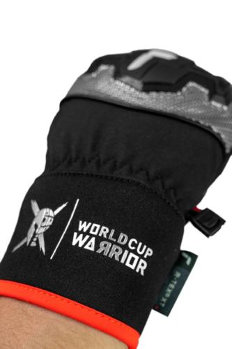 Preview: Reusch Worldcup Warrior R-TEX® XT - black/silver/fluo red