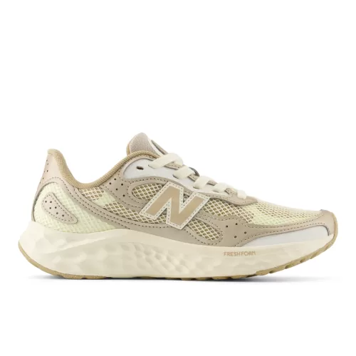 New Balance WARISTG4 Fresh Foam Arishi v4 BEIGE