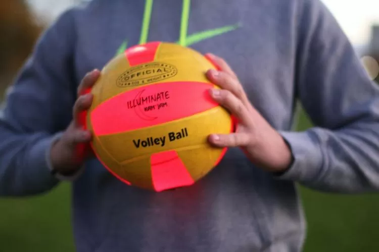 Kanjam Illuminate Volleyball - grün Gr. 5