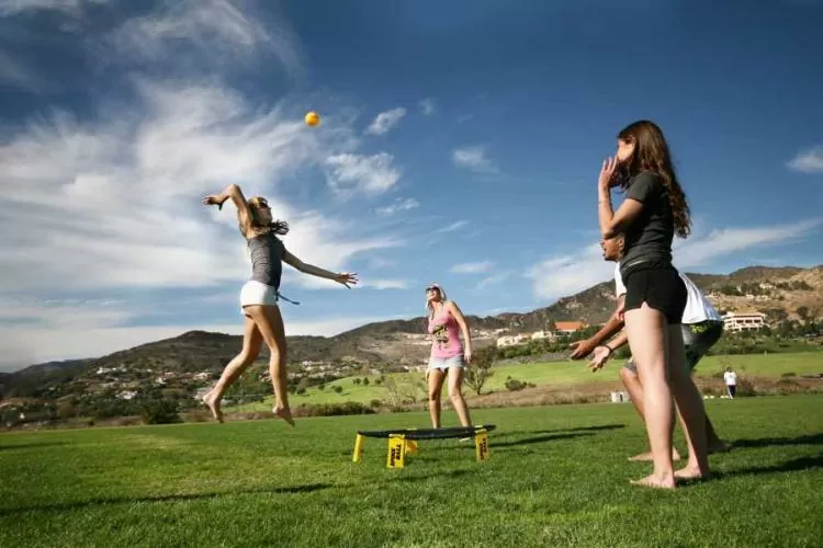 Spikeball Roundnet, Bounceball Standard 3-Ball Set