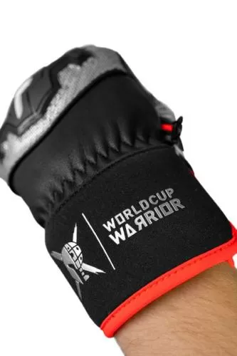 Reusch Worldcup Warrior Team - black/silver/fluo red